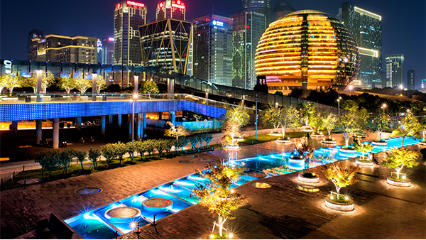 在亮化工程施工中，如何判斷施工團(tuán)隊(duì)是否有經(jīng)驗(yàn)？